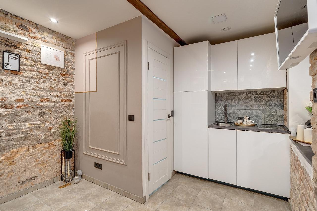 Mini Apartament By Town Hall, Self Chek-In ヴィリニュス エクステリア 写真
